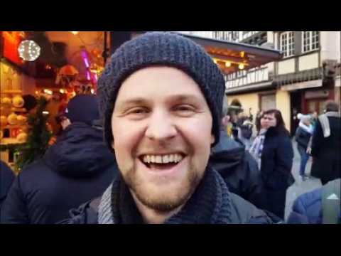 Strasbourg : rencontre avec les premiers visiteurs du Marché de Noël