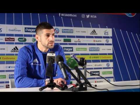 conférence de presse du Racing avant lille