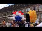 Strasbourg : Des ballons bleu blanc rouge en hommage à l'Equipe de France