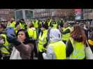 Strasbourg : des gilets jaunes au marché de Noël