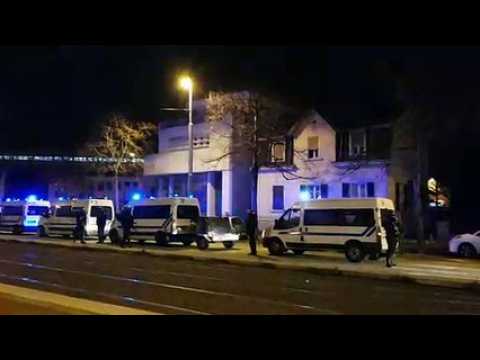 La rue du Lazaret bouclée