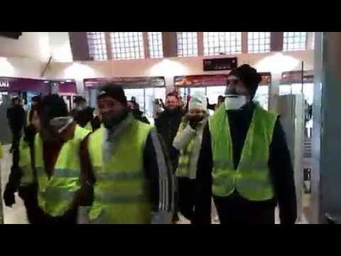 Manifestation régionale : passage des Gilets Jaunes en gare d'Epinal