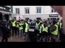 Manifestation régionale de Gilets Jaunes, gaz lacrymogènes rue Lormont à Epinal