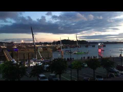 Le soleil se couche à Saint-Malo en attendant le départ de la route du Rhum