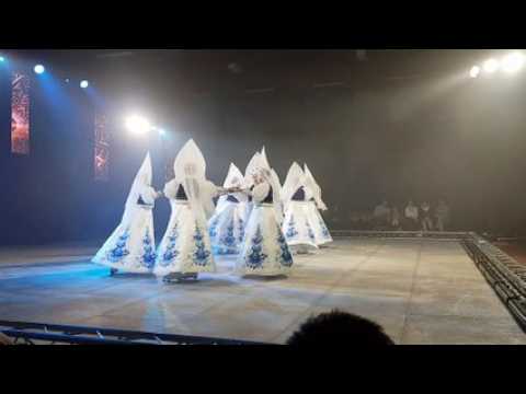 Les premières minutes du cirque de Moscou sur la "glace" de Remiremont