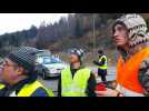 Les gilets jaunes offrent le caf&eacute; aux routiers - Label : Vosges Matin - Category : News