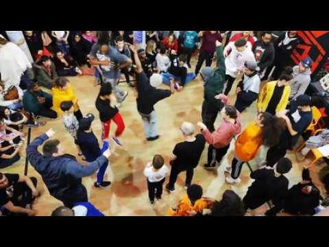 Le breakdance déchaîne les passions au festival Break the Ice organisé à La Souris Verte d'Épinal