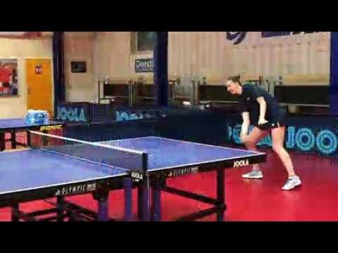 Tennis de table : les filles d’Etival à l’entraînement