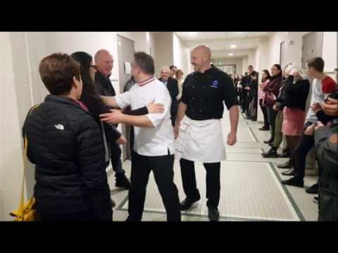 Le retour émouvant du Meilleur ouvrier de France Jonathan Mougel au lycée hôtelier de Gérardmer