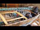 Les apprentis menuisiers et charpentiers du CFA d'Arches dans les Vosges restaurent un vieux bateau - Label : Vosges Matin - Category : News