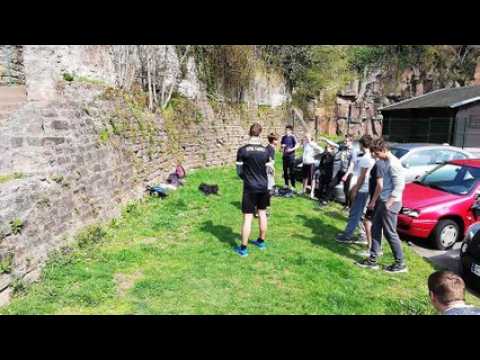 Des jeunes spinaliens s'entraînent au parkour grâce à l'association Parkour Épinal