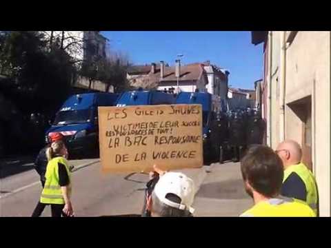 Acte XX des gilets jaunes à Epinal : face à face entre les manifestants et les forces de l'ordre rue d'Alsace