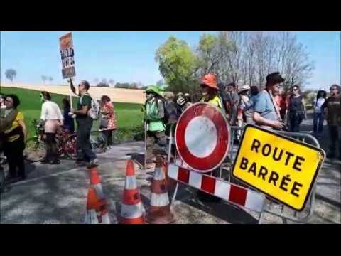 Manifestation anti-GCO entre Pfulgriesheim et Pfettisheim