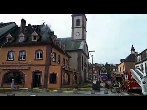 Incendie en plein centre-ville de Niederbronn