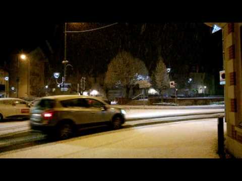 La neige tombe sur Vittel le 8 décembre 2017