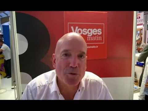 Louis Bodin sur le stand Vosges Matin au salon habitat et Bois d’Epinal