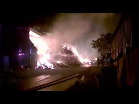 Vosges - Vidéo : incendie d'un bâtiment agricole à...