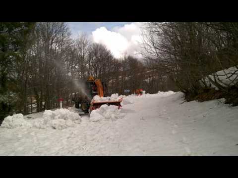 Le déneigement a commencé sur la route des Crêtes