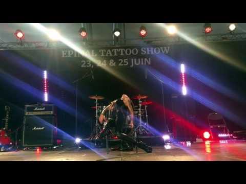 la Performance Girl, Iris et son show pyrotechnique