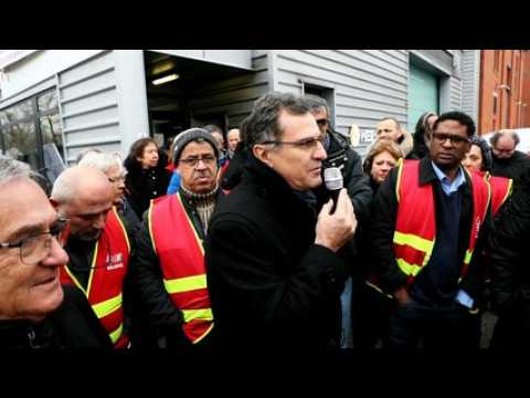 Philippe Carli devant les salariés de L'Alsace à Mulhouse