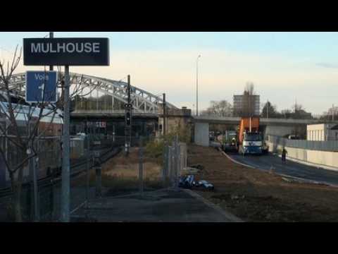 Mulhouse: un manteau d'enrobé pour la voie sud