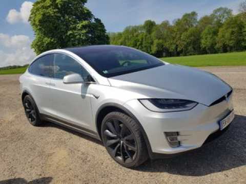 On a fait "buguer" la Tesla Model X