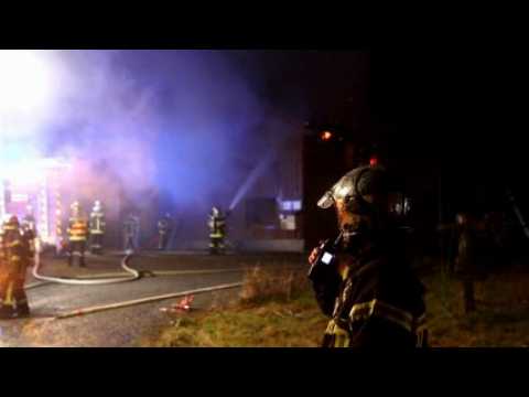 Important incendie de hangar agricole à Diefmatten