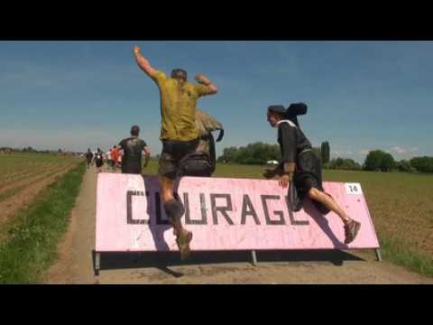 Costumes, boue et cascades: dans l'ambiance de l'Elsass Run