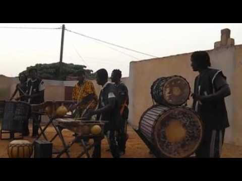 Le groupe Sitala, venu de Bobo Dioulasso, au Burkina Faso