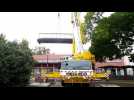 DNA - Pose de la nouvelle passerelle sur la piste cyclable qui traverse Obernai