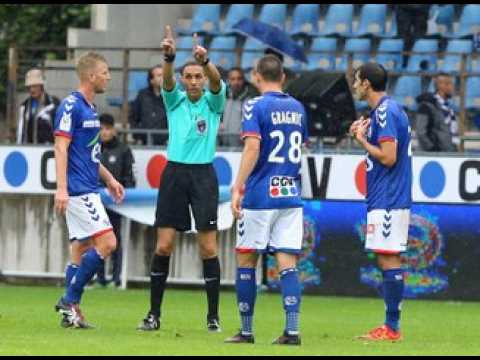 Football : le Racing voit rouge contre...