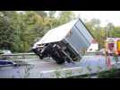 Le camion accident&eacute; remis sur ses... - Label : L'Alsace - Category : News