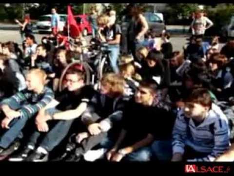 manif lycéens retraite à mulhouse