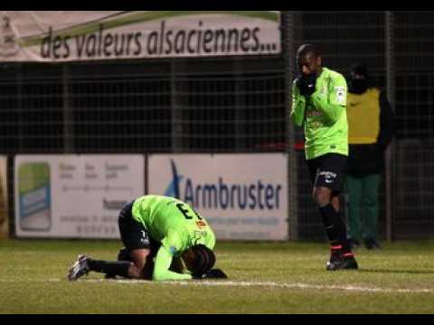 Football : les SR Colmar au fond du...