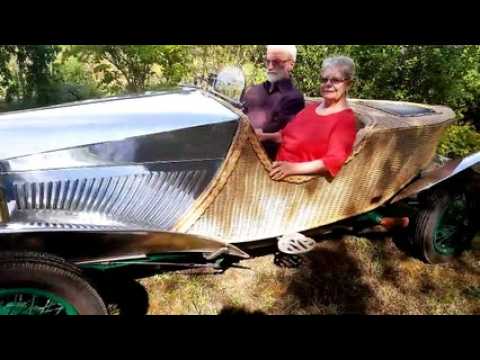 DNA - Insolite : Une Mathis de 1932 rhabillée en rotin !