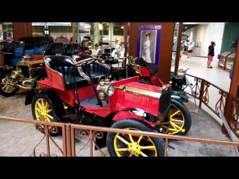 Le concept-car E-Legend exposé au musée de l'Aventure Peugeot à Sochaux