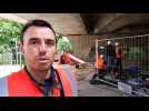 Metz - Le pont de 800 tonnes Victor-Demange soulevé pour mesures