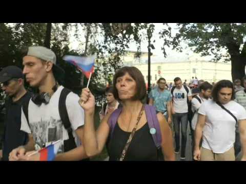 Russian opposition holds new protest march in Moscow
