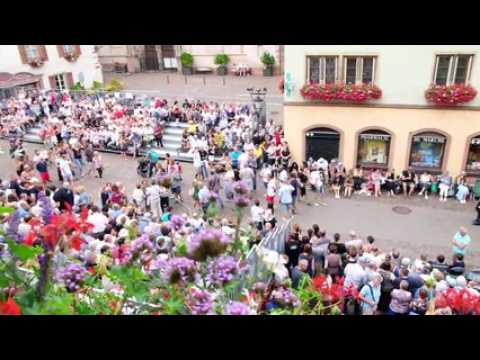 Le Pfiff éblouit la foule