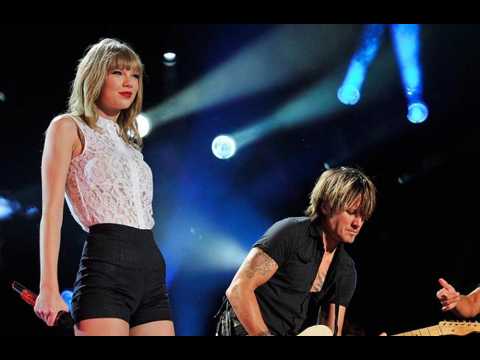 Taylor Swift fan-girls over Keith Urban's cover of Lover