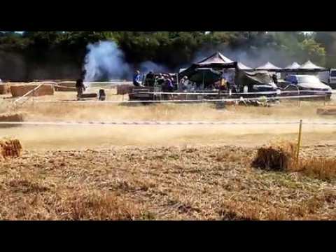 Concours départemental de labours à Gercourt-et-Drillancourt : la course de tracteurs tondeuses