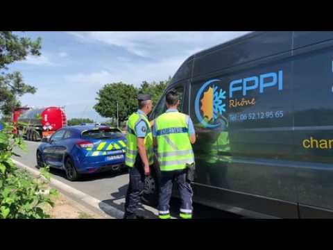 Opération_gendarmerie préfet péage de Veauchette