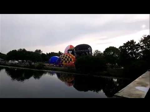 Les ballons des montgolfiades de Metz prennent leur premier envol