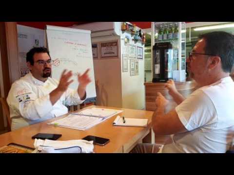 Saint-Louis : Marco Di Lorenzo forme les pizzaïolos de demain