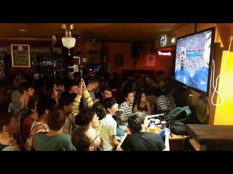 Besançon : Au Madigans, la Marseillaise entonnée en choeur par les supporters a fait trembler les verres sur les tables !