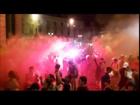 Besançon : Ola et clapping dans les rues de la capitale comtoise après la victoire de l'équipe de France