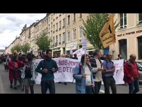 Nancy : entre 300 et 400 manifestants ont quitté la fac de lettres pour regagner le centre-ville