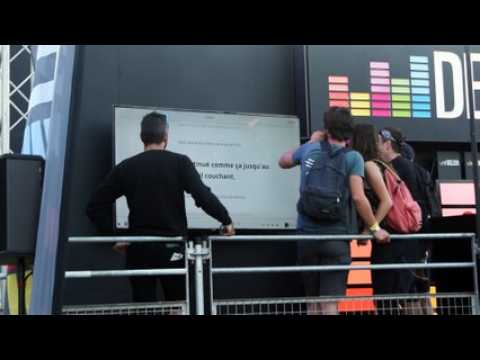 Eurockéennes Au stand Deezer on peut se prendre pour une star