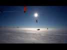 Kite surf sur la neige sous les vents de l'Antarctique pour Jean Burgun