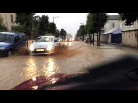 Pont-à-Mousson sous les eaux